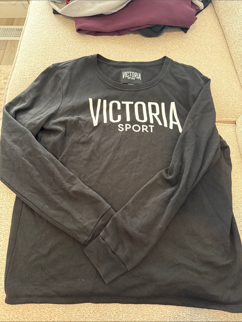 Victoria Sport Black Long Sleeve Logo light weight fleece